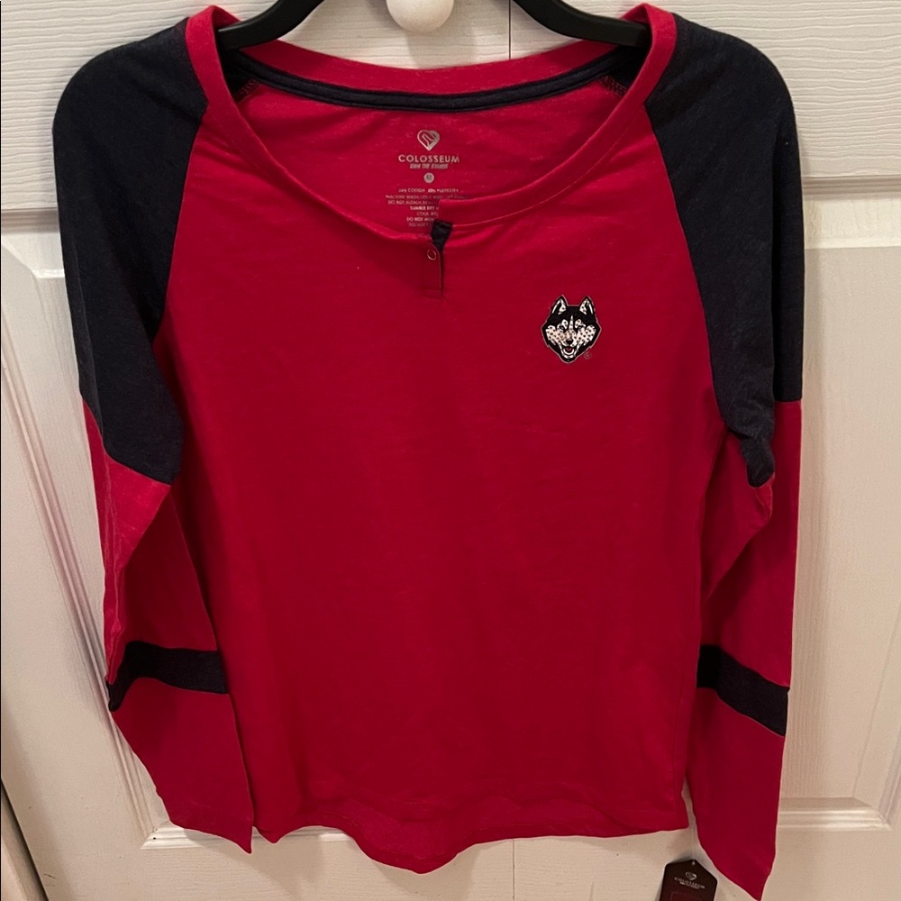 NWT Colosseum UConn Women’s Long Sleeve T-shirt